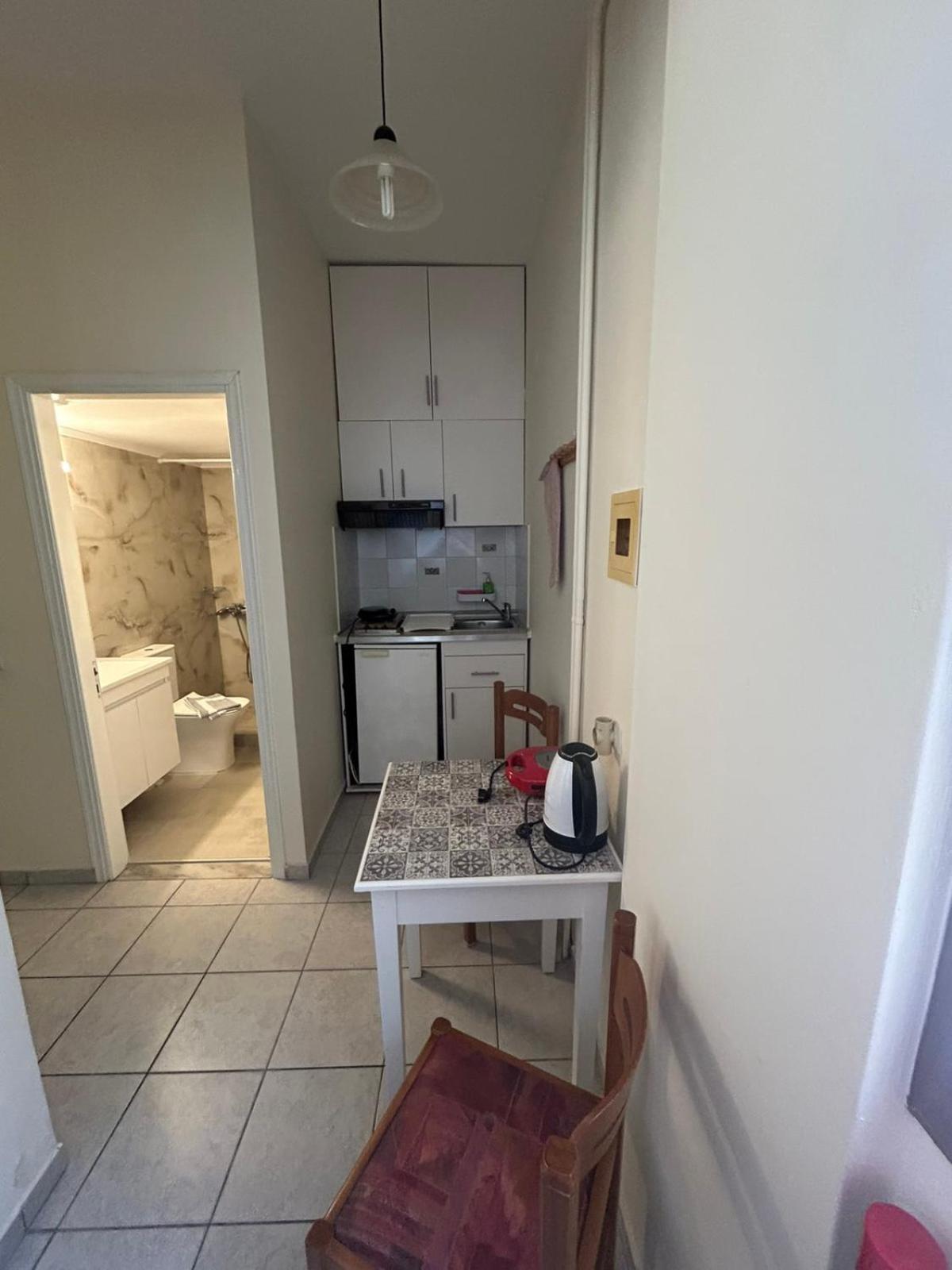 Roxani Studios-Apartments 帕特雷 外观 照片